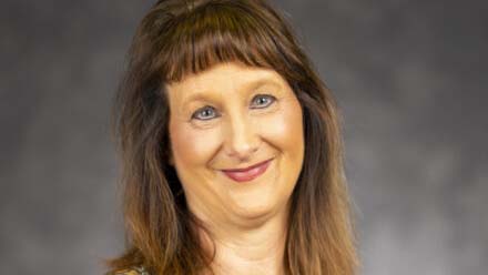 Pasket, Shelly