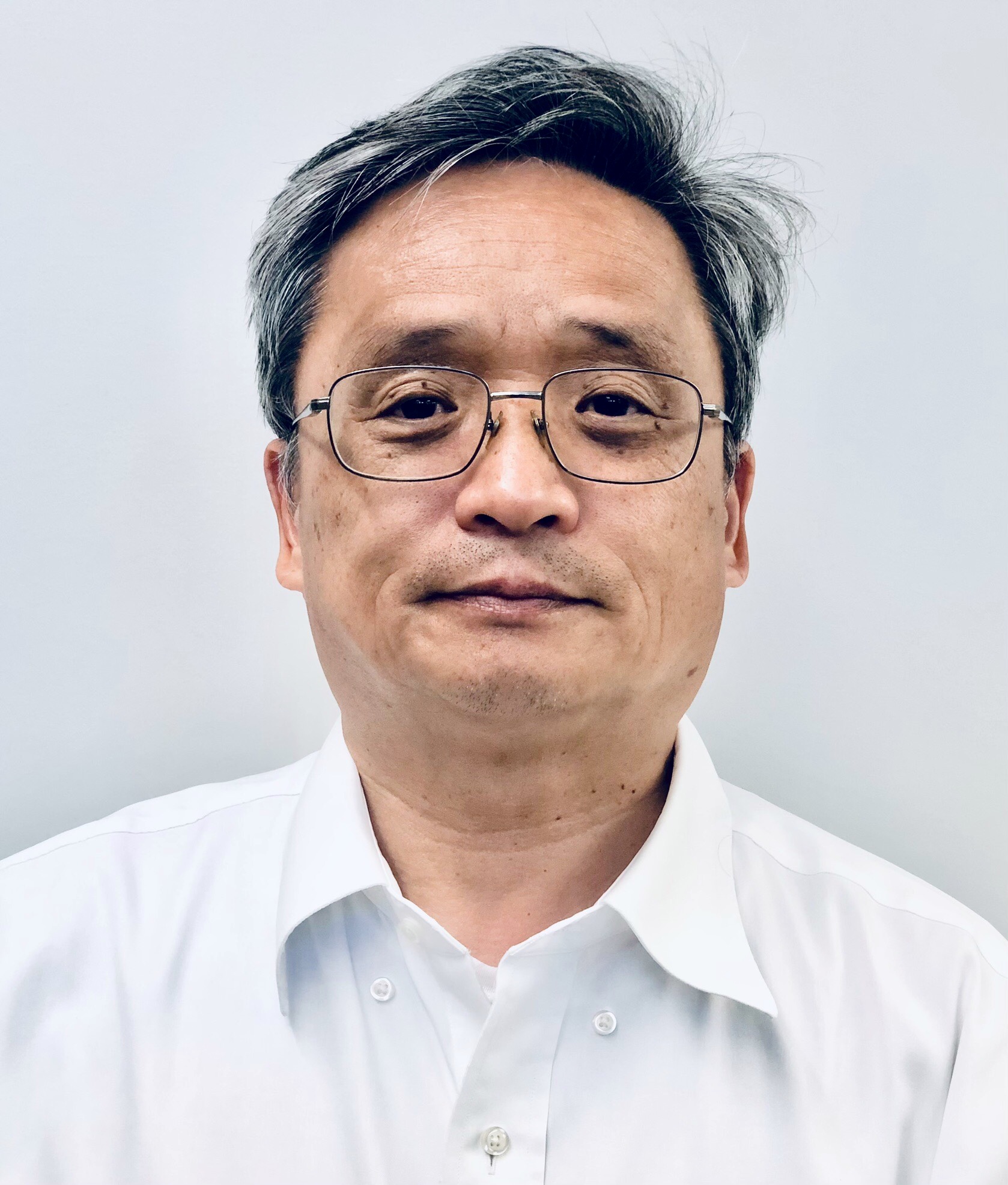 Dr. Pingwei Li.