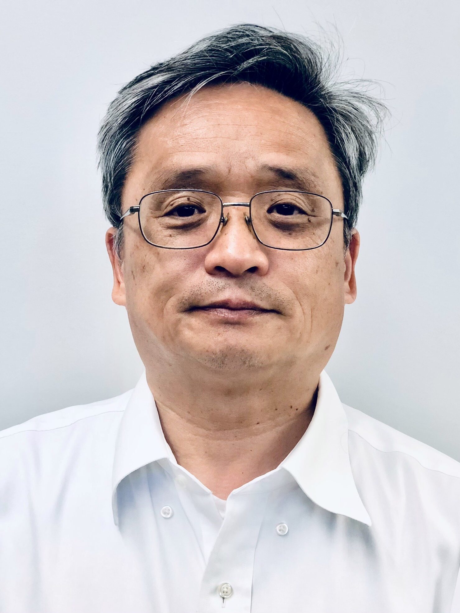 Dr. Pingwei Li.